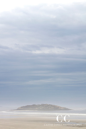 Island, beach, ocean and sky in fog | Cattie Coyle Photography